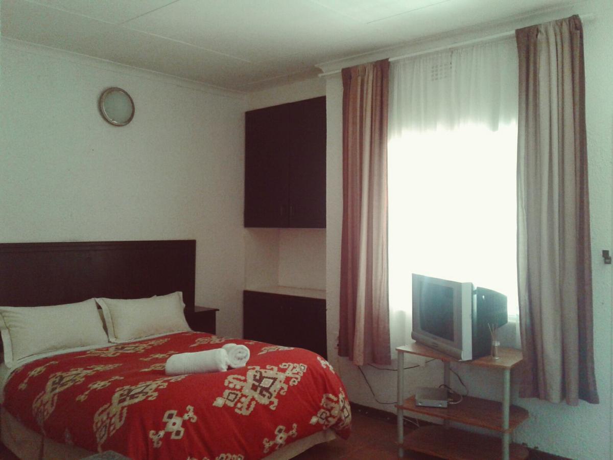 Road View Lodge فرانسیستوون المظهر الخارجي الصورة