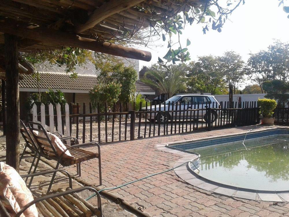 Road View Lodge فرانسیستوون المظهر الخارجي الصورة