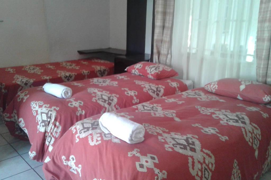 Road View Lodge فرانسیستوون المظهر الخارجي الصورة